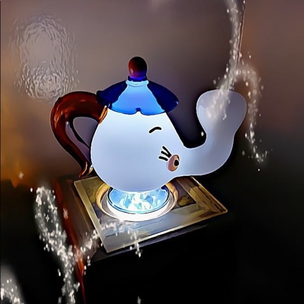 Mrs. Potts Custom hand blown piece